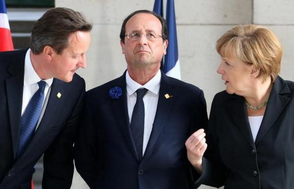 Thủ tướng Anh Cameron (trái), Tổng thống Pháp Hollande (giữa), Thủ tướng Đức Merkel. (Nguồn: Reuters) Nhiều nước Liên minh châu Âu bất đồng về vấn đề nhập cư ảnh 1