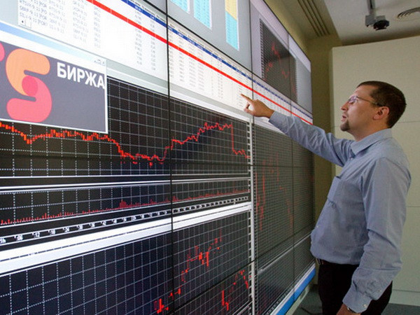 Thị trường chứng khoán Nga chao đảo, đồng ruble biến động ảnh 1