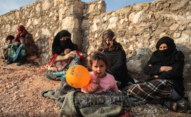 Những giấc mơ, hy vọng ngóng chờ từng ngày của người tị nạn ảnh 1