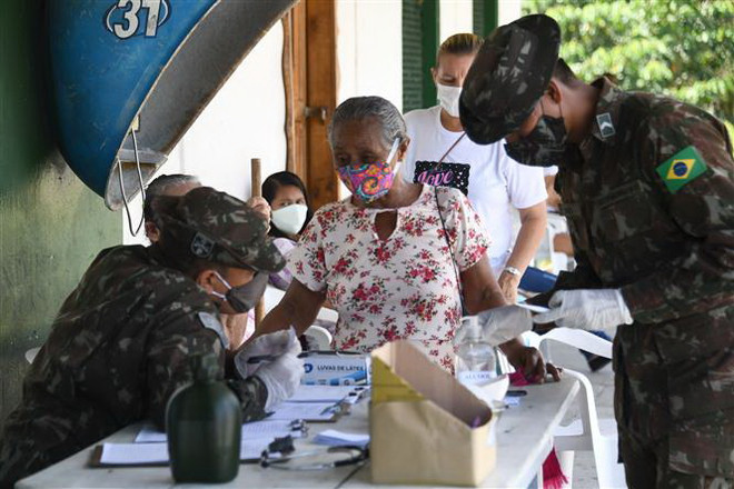 Tình hình dịch bệnh COVID-19 có chiều hướng phức tạp hơn ảnh 1