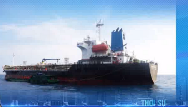 [Video] Bắt số lượng lớn chất lỏng nghi xăng A95 sang chiết trái phép ảnh 1