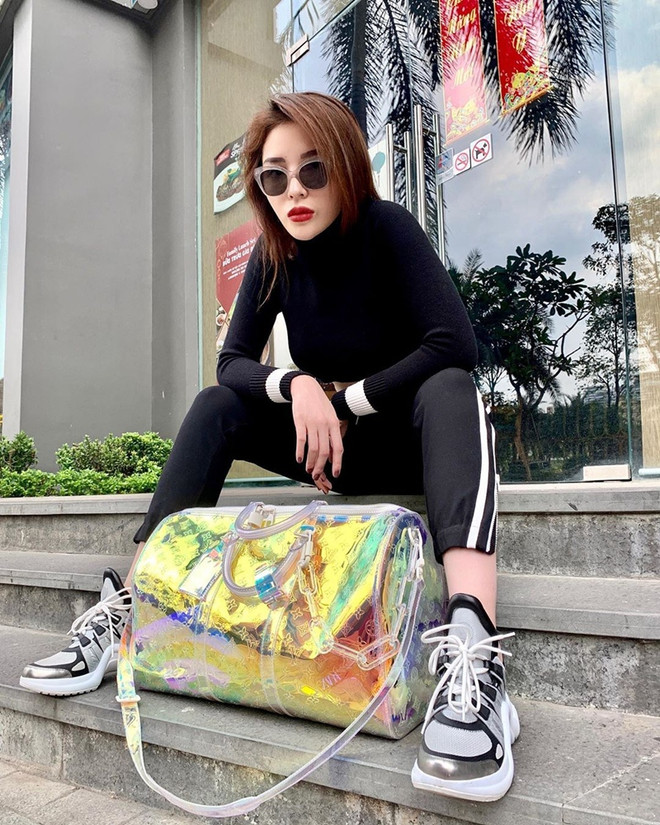 Street style đẹp mê hồn của dàn mỹ nhân Việt trong tuần qua ảnh 9