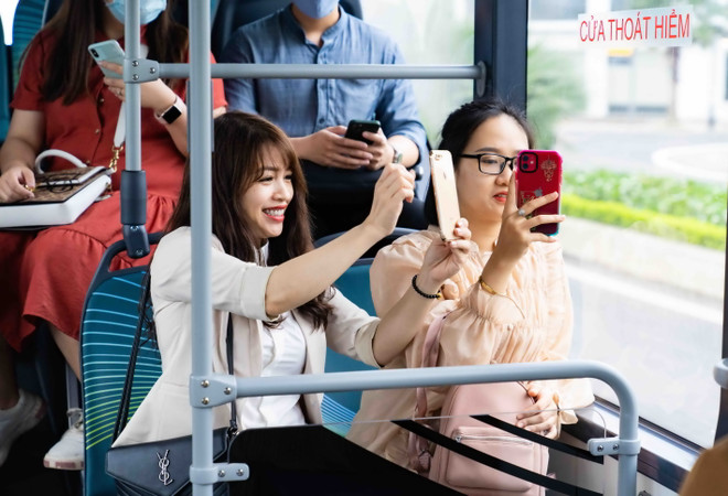 Khám phá xe buýt điện đầu tiên tại Việt Nam với trải nghiệm “cực chất” ảnh 5