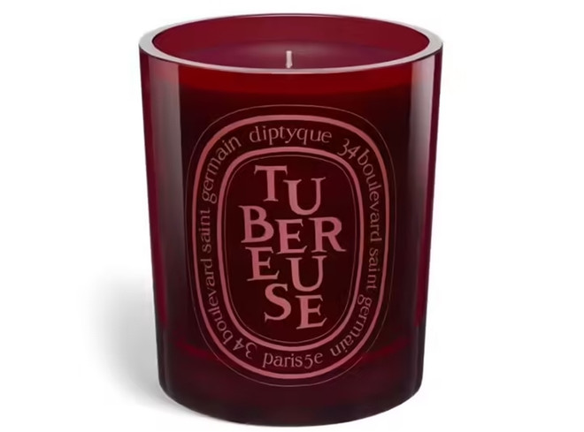 Xu hướng làm đẹp lấy cảm hứng từ sắc màu của 2023 Viva Magenta ảnh 15