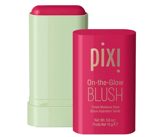 Xu hướng làm đẹp lấy cảm hứng từ sắc màu của 2023 Viva Magenta ảnh 12