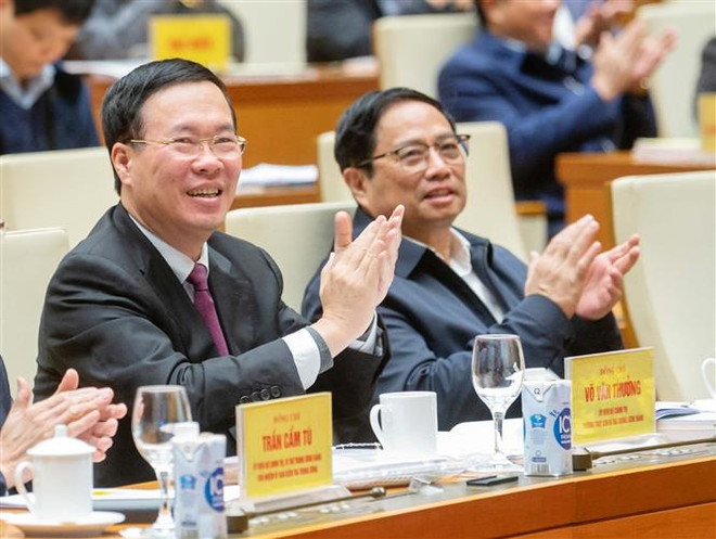 Thủ tướng Phạm Minh Chính; Thường trực Ban Bí thư Võ Văn Thưởng dự hội nghị. (Ảnh: Phương Hoa/TTXVN) Đặc trưng, giải pháp trọng tâm xây dựng nhà nước pháp quyền XHCN ảnh 3