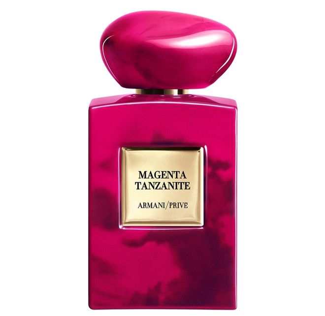 Xu hướng làm đẹp lấy cảm hứng từ sắc màu của 2023 Viva Magenta ảnh 14