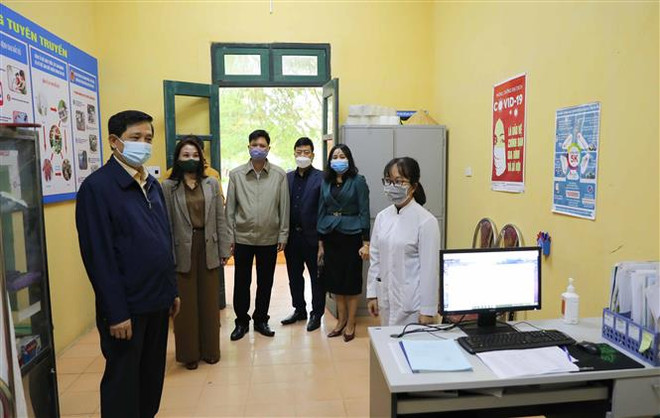 Thêm 10 huyện ở Hà Nội đón học sinh lớp 9 trở lại trường học trực tiếp ảnh 2