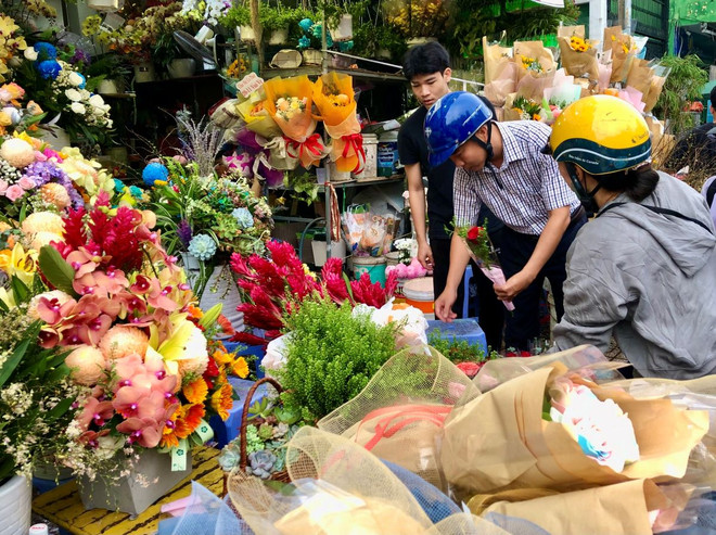 ttxvn-hoa ngay 20-11 2.JPG