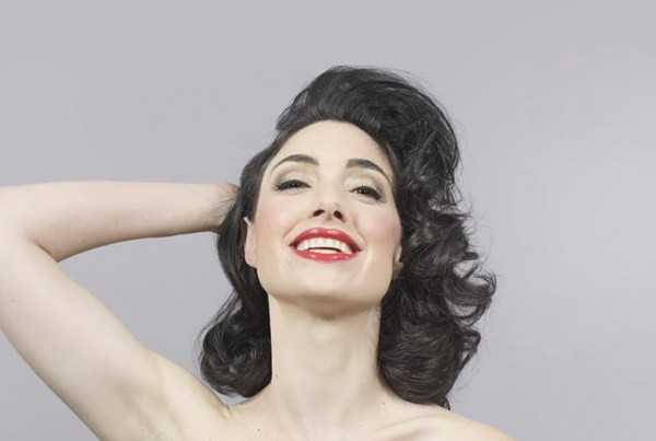 100 năm làm đẹp được giới thiệu gói gọn trong một phút ảnh 4