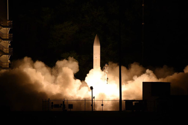 Ảnh minh họa. (Nguồn: U.S. Navy) Sputniknews: Lầu Năm Góc xác nhận vụ thử tên lửa siêu thanh thất bại ảnh 1