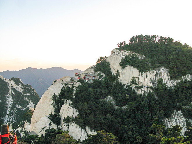 Chinh phục đỉnh Hoa Sơn - hành trình dành cho những kẻ liều lĩnh ảnh 8