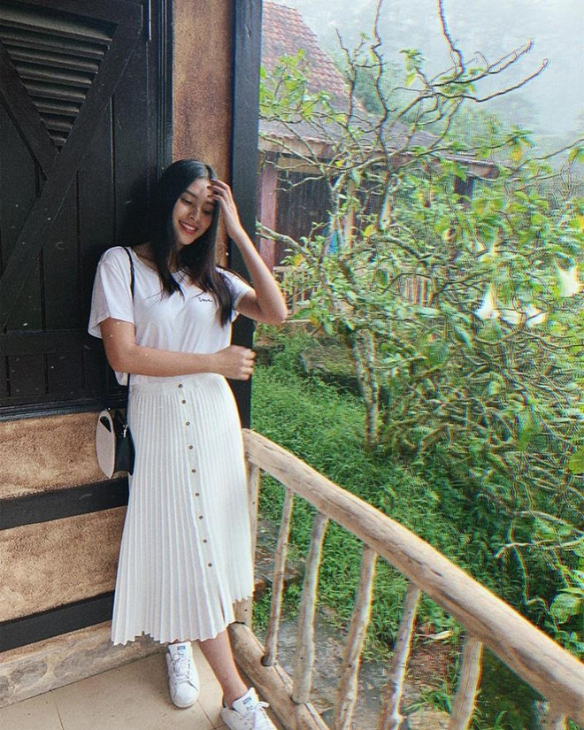  Diệp Lâm Anh bầu bí vẫn sexy, Chi Pu và Minh Hằng gợi cảm hết mực ảnh 22