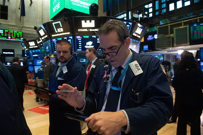 Chứng khoán Mỹ có mức tăng hàng quý cao nhất hơn 2 thập kỷ qua ảnh 1