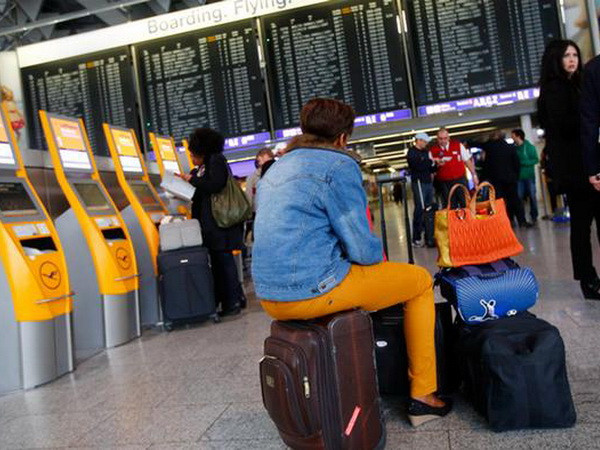 Đình công lan rộng tại nhiều địa phương của Đức ảnh 1