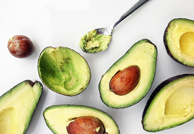 Giải cứu làn da khô ráp sau những ngày Hè bằng mặt nạ trái cây ảnh 6