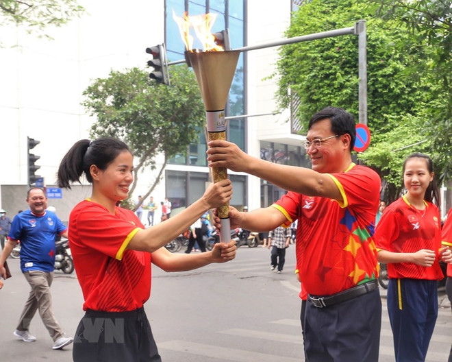 Việt Nam là chặng hành trình rước đuốc đầu tiên của SEA Games 32 ảnh 1