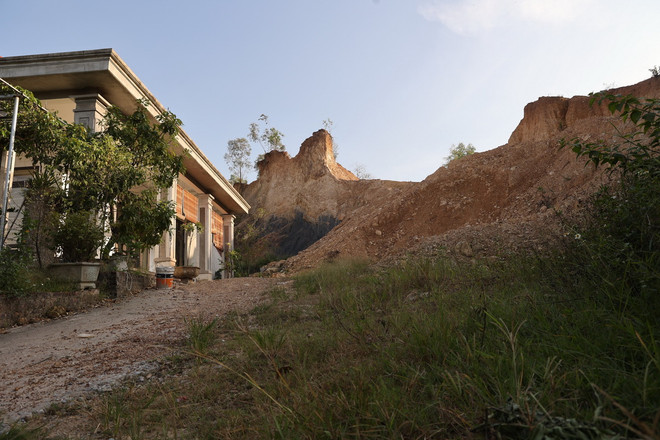 ttxvn-don dien doi thua4.jpg