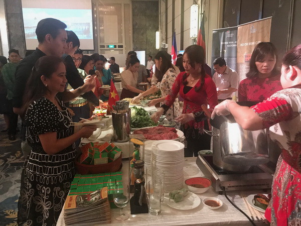 Đêm hội ASEAN Gala Night giới thiệu văn hóa ẩm thực tại Singapore ảnh 1