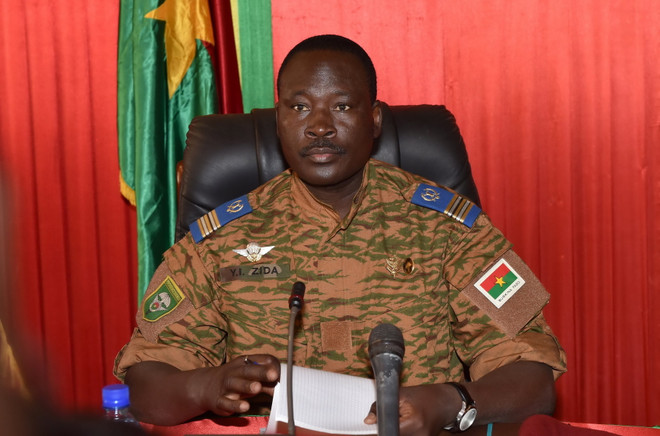 Burkina Faso: Lãnh đạo lâm thời từ chối chuyển giao quyền lực ảnh 1