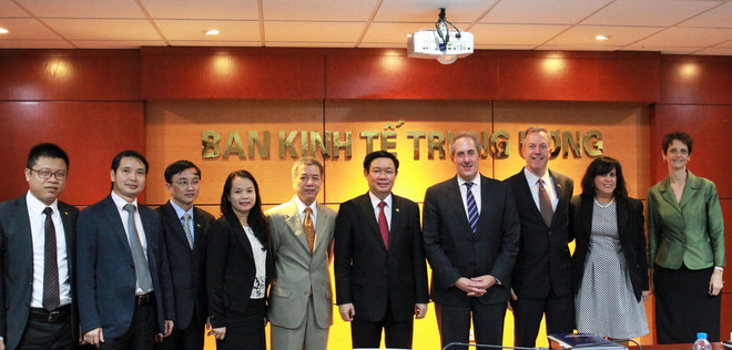 Trưởng Ban Kinh tế Trung ương làm việc với Đại diện Thương mại Mỹ ảnh 3