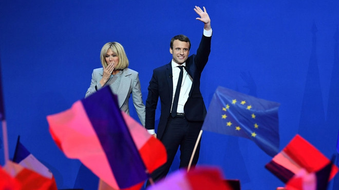 Đệ nhất phu nhân Pháp: Một hành trình đánh đổi ảnh 2