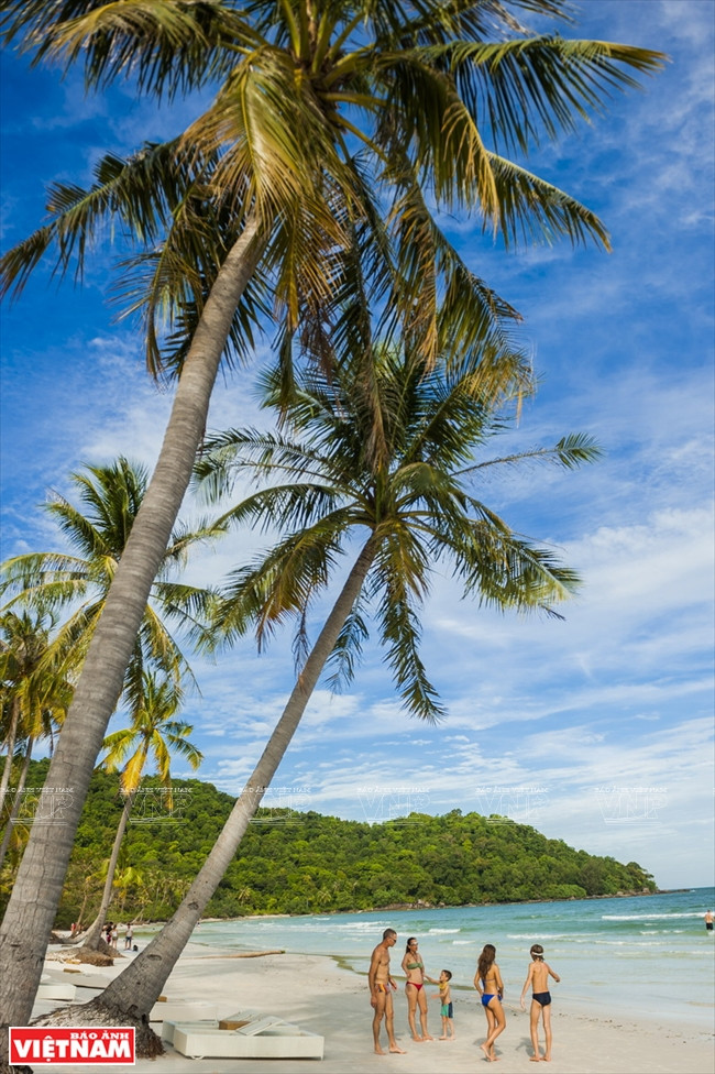 Bãi Sao Phú Quốc - một trong những bãi biển đẹp nhất Việt Nam ảnh 2