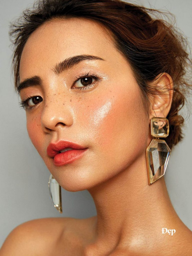 Điểm nhấn hoàn mỹ từ những kiểu makeup “đẹp không tưởng” ảnh 1