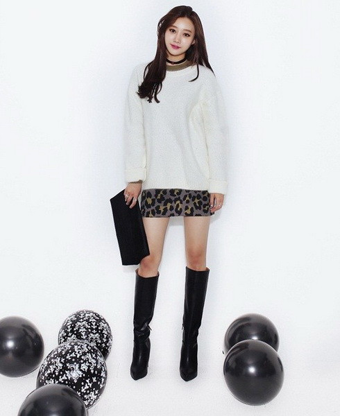 Thời trang đồ len hoàn hảo cho các cô gái khi mùa Đông về ảnh 20