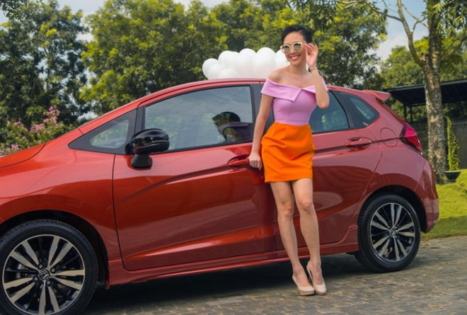 Tóc Tiên khí chất ngời ngời ngay cả trong trang phục thường ngày ảnh 7