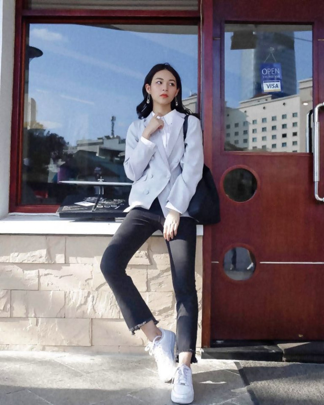 Trang phục denim phủ sóng street style của mỹ nhân Việt tuần qua ảnh 15