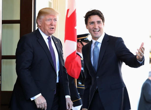 Lãnh đạo Mỹ, Canada điện đàm về thuế nhập khẩu thép và nhôm ảnh 1