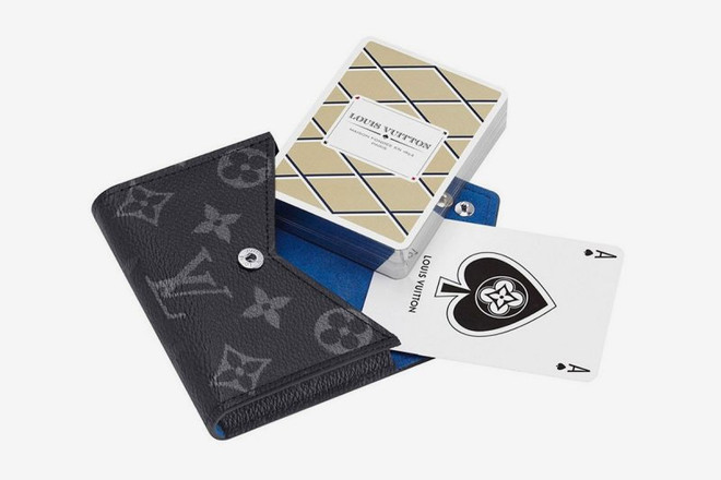 Khẳng định độ chịu chơi với những món đồ đắt giá của Louis Vuitton ảnh 4