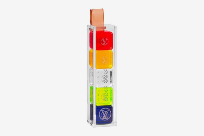 Khẳng định độ chịu chơi với những món đồ đắt giá của Louis Vuitton ảnh 6