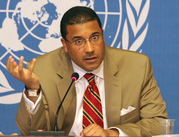 Trợ lý Ngoại trưởng Mỹ tới Việt Nam thảo luận về an ninh vũ trụ ảnh 1