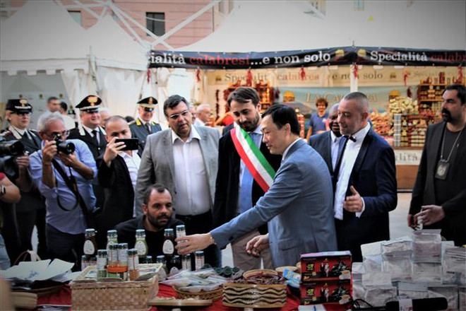 Việt Nam và Italy tăng cường hợp tác về nông sản và gia vị ảnh 1