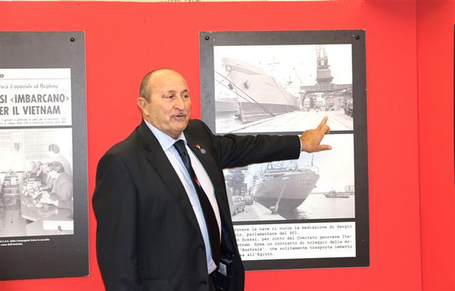 ttxvn-trien lam3.jpg