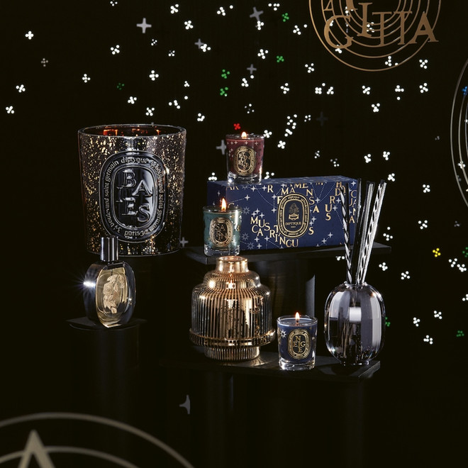 6 bộ sưu tập mỹ phẩm đẹp nức lòng mùa lễ hội cuối năm 2022 ảnh 17