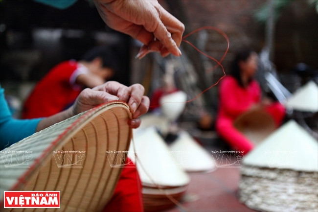 [Photo] Duyên dáng với nón lá của làng nghề truyền thống Ngọc Mỹ ảnh 10