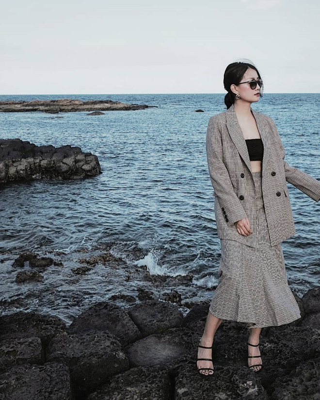 Thu vừa sang, suit “càn quét” trang phục xuống phố của quý cô Việt ảnh 3