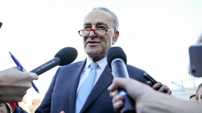 Phe Dân chủ vẫn bất đồng với ông Trump về dự luật chi tiêu ảnh 1