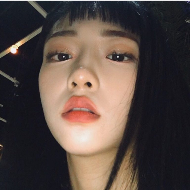 Cách đánh son lem viền nếu bạn muốn có đôi môi gợi cảm, ngọt ngào ảnh 6