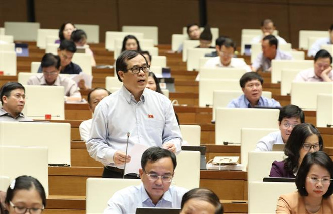 Quốc hội thảo luận về kinh tế-xã hội và ngân sách nhà nước ảnh 1