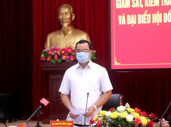 Ông Nguyễn Đình Khang phát biểu. (Nguồn: laichau.gov.vn) Xây dựng phương án đề phòng mưa, lũ trong ngày bầu cử ở vùng cao ảnh 2