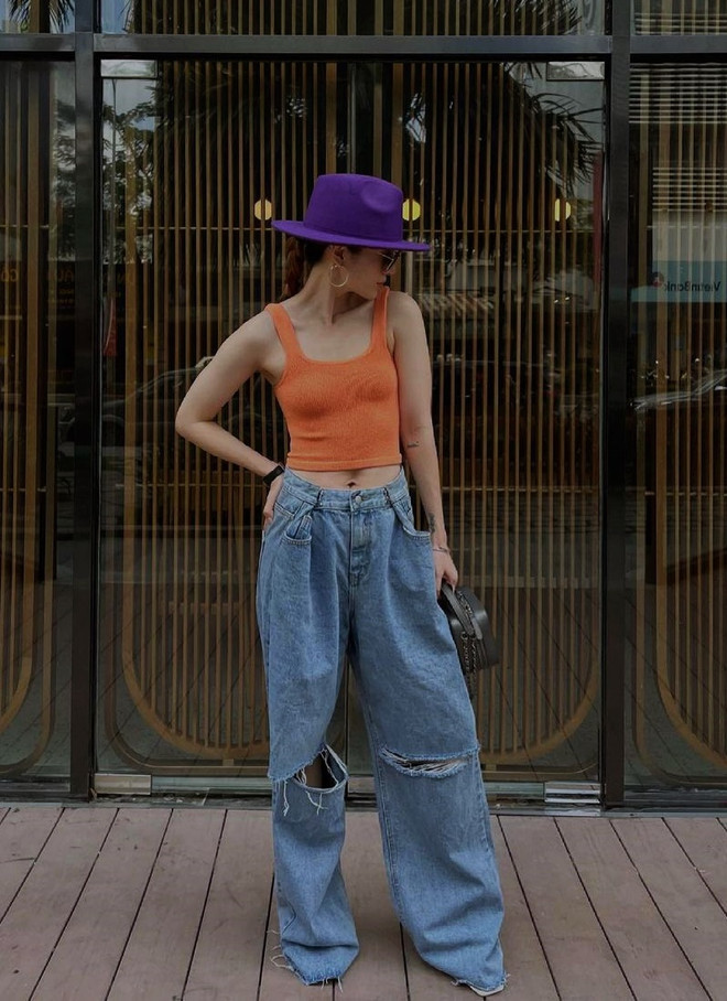 Minh Hằng, Hồ Ngọc Hà diện đồ đen trắng cực sang chảnh ảnh 13