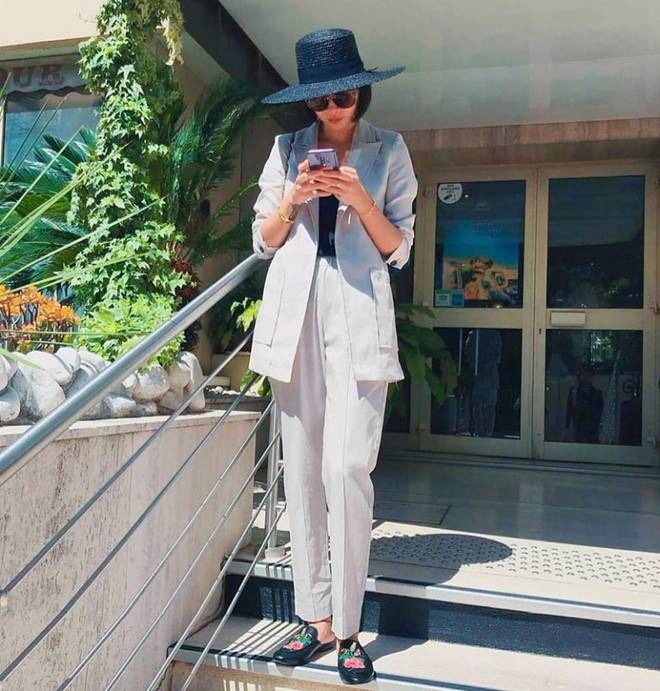 Kỳ Duyên, Mỹ Linh và Hương Giang đọ street style ngập tràn hàng hiệu ảnh 9