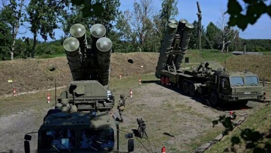 Ấn Độ kích hoạt tên lửa S-400 ở biên giới với Trung Quốc, Pakistan ảnh 1