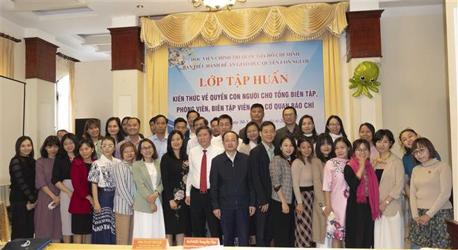 Cập nhật kiến thức về quyền con người cho cán bộ, phóng viên báo chí ảnh 1