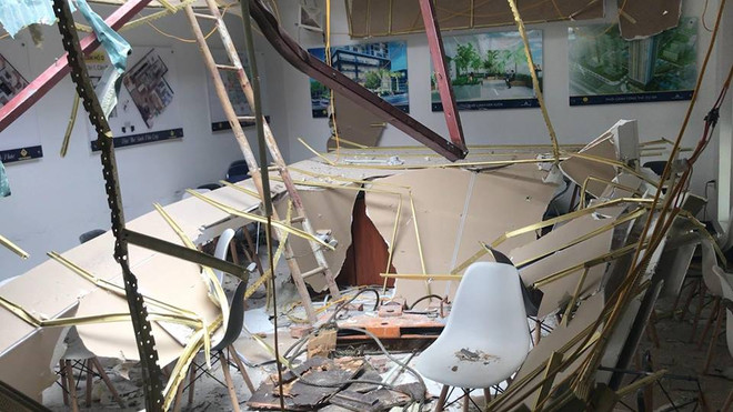 Hà Nội: Cần cẩu đứt cáp từ tầng 33, hai người bị thương ảnh 2