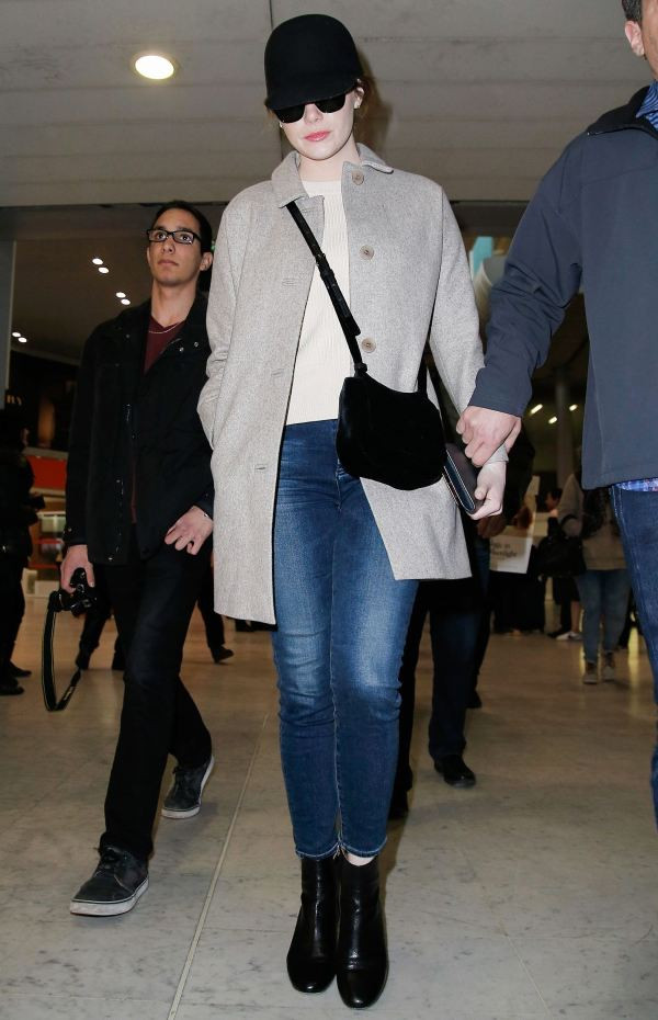 Các mỹ nhân thế giới “rủ nhau” xuống phố diện đồ jean và denim ảnh 13